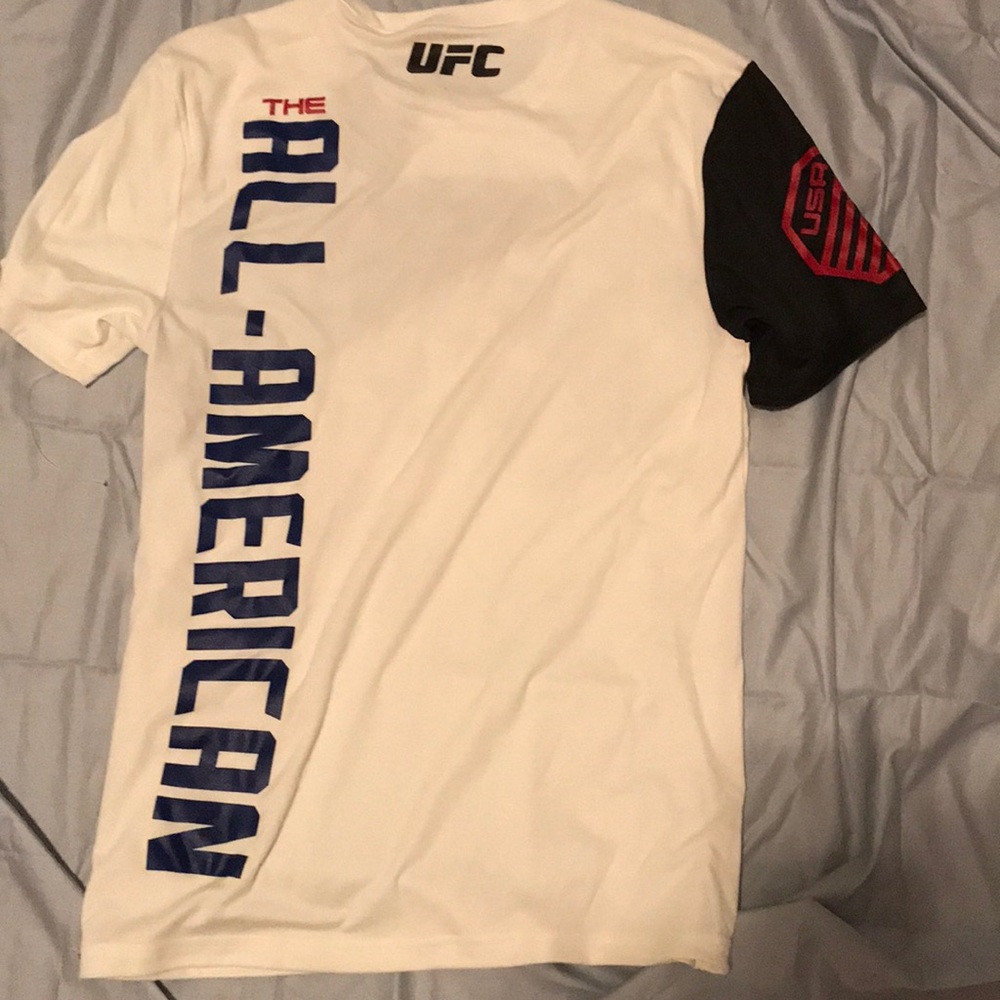 Authentic UFC Store Reebok Jersey - Picture 2 of 3